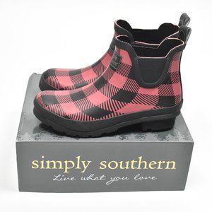 Simply Southern size 9 Slip On Buffalo plaid Rain boots